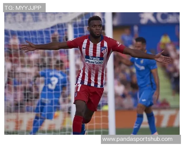 都灵队寻求引援罗马后卫库姆布拉或成新选择以改善防守问题